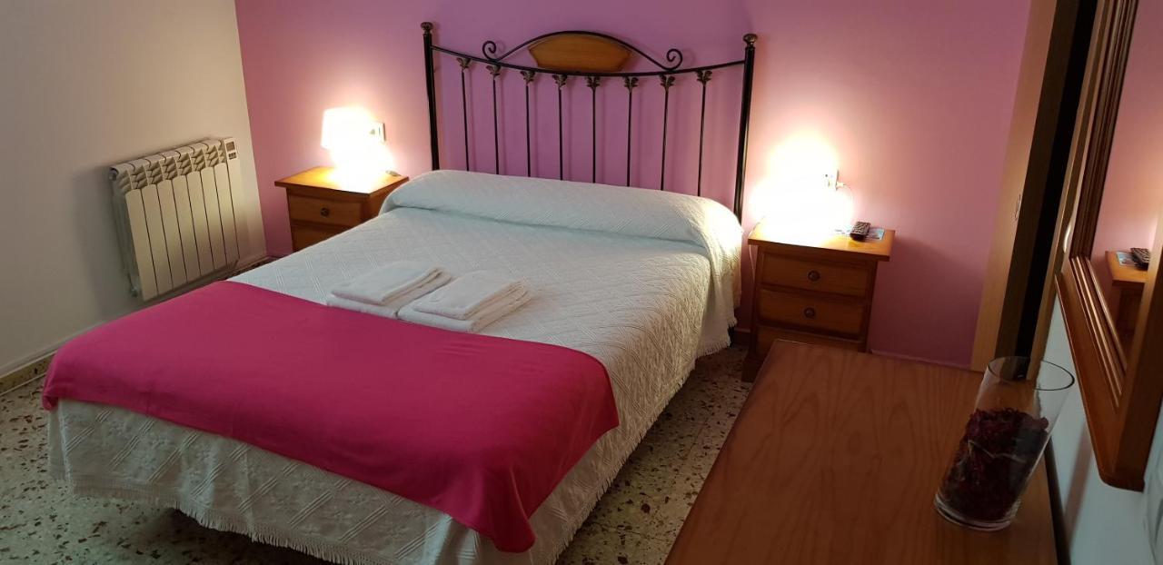 Venecia Bed&Breakfast Bed & Breakfast Villafranca Del Bierzo Exterior photo