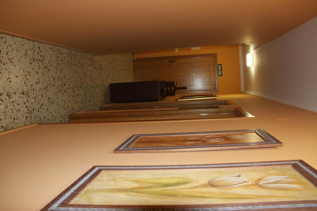 Venecia Bed&Breakfast Bed & Breakfast Villafranca Del Bierzo Exterior photo